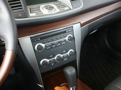 2011款 2.5L 尊雅版