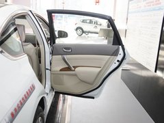 2011款 2.5L 尊雅版