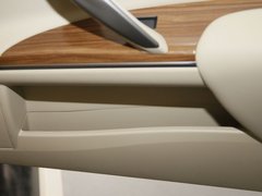 2011款 2.5L 尊雅版