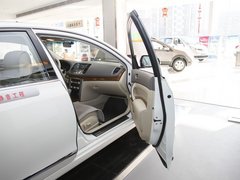 2011款 2.5L 尊雅版