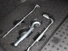 2011款 2.5L 尊雅版