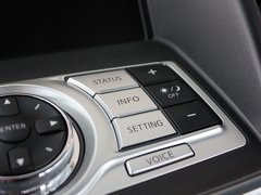 2011款 3.5L 尊领版