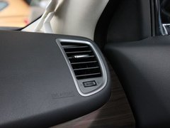 2011款 3.5L 尊领版