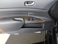 2011款 3.5L 尊领版