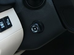 2010款 2.5L AT V6 Royal真皮导航版