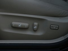 2010款 2.5L AT V6 Royal真皮导航版