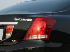 2010款 2.5L AT V6 Royal真皮导航版