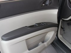 2011款 2.4L LT行政版 7座