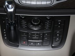 2011款 2.4L LT行政版 7座