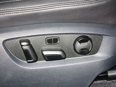 2011款 V6 TSI 高配型 5座