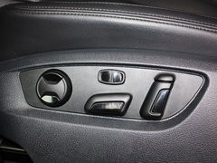 2011款 V6 TSI 高配型 5座