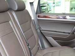 2011款 V6 TSI 豪华型 5座