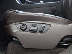 2011款 V6 TSI 豪华型 5座