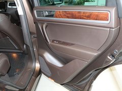 2011款 V6 TSI 豪华型 5座