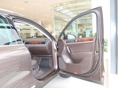 2011款 V6 TSI 豪华型 5座