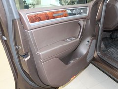 2011款 V6 TSI 豪华型 5座