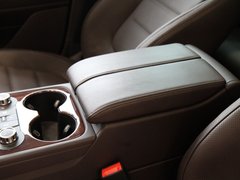 2011款 V6 TSI 豪华型 5座
