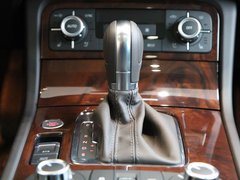 2011款 V6 TSI 豪华型 5座