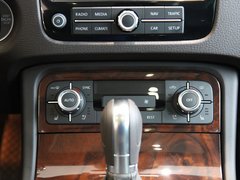 2011款 V6 TSI 豪华型 5座