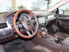 2011款 V6 TSI 豪华型 5座
