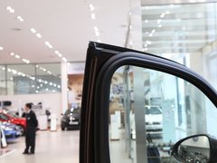 2011款 V6 TSI 豪华型 5座