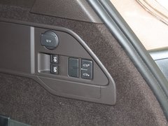 2011款 V6 TSI 豪华型 5座