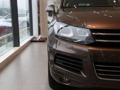 2011款 V6 TSI 豪华型 5座