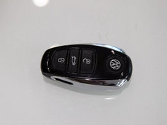 2011款 V6 TSI 豪华型 5座