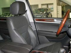 2011款 V6 TSI 豪华型 5座