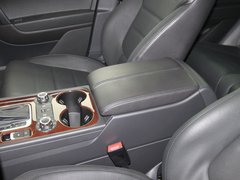 2011款 V6 TSI 豪华型 5座