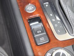 2011款 V6 TSI 豪华型 5座