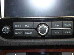 2011款 V6 TSI 豪华型 5座