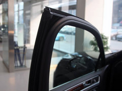 2011款 V6 TSI 豪华型 5座