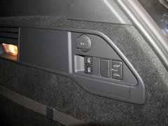 2011款 V6 TSI 豪华型 5座