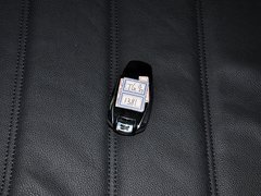 2011款 V6 TSI 豪华型 5座