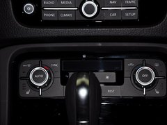 2011款 V6 TSI 豪华型 5座