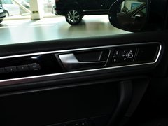 2011款 V6 TSI 豪华型 5座