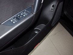 2011款 V6 TSI 豪华型 5座