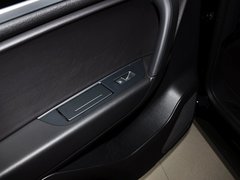 2011款 V6 TSI 豪华型 5座