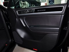 2011款 V6 TSI 豪华型 5座