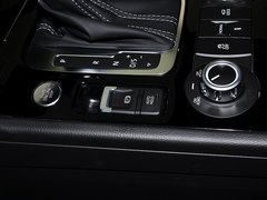 2011款 V6 TSI 豪华型 5座