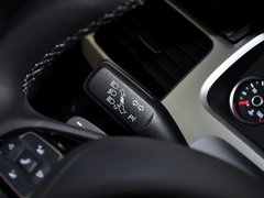 2011款 V6 TSI 豪华型 5座