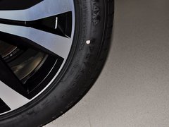2011款 V6 TSI 豪华型 5座