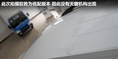 2011款 2.4T 手动 柴油两驱豪华型 5座