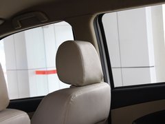 2011款 2.4T 手动 柴油两驱豪华型 5座