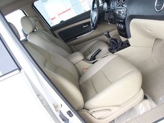2011款 2.4T 手动 柴油两驱豪华型 5座