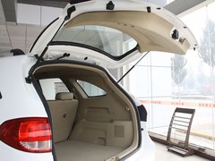 2011款 2.4T 手动 柴油两驱豪华型 5座