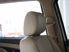 2011款 2.4T 手动 柴油两驱豪华型 5座