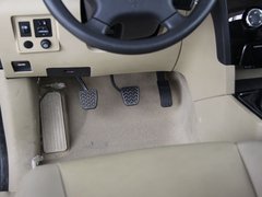 2011款 2.4T 手动 柴油两驱豪华型 5座