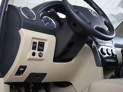 2011款 2.4T 手动 柴油两驱豪华型 5座